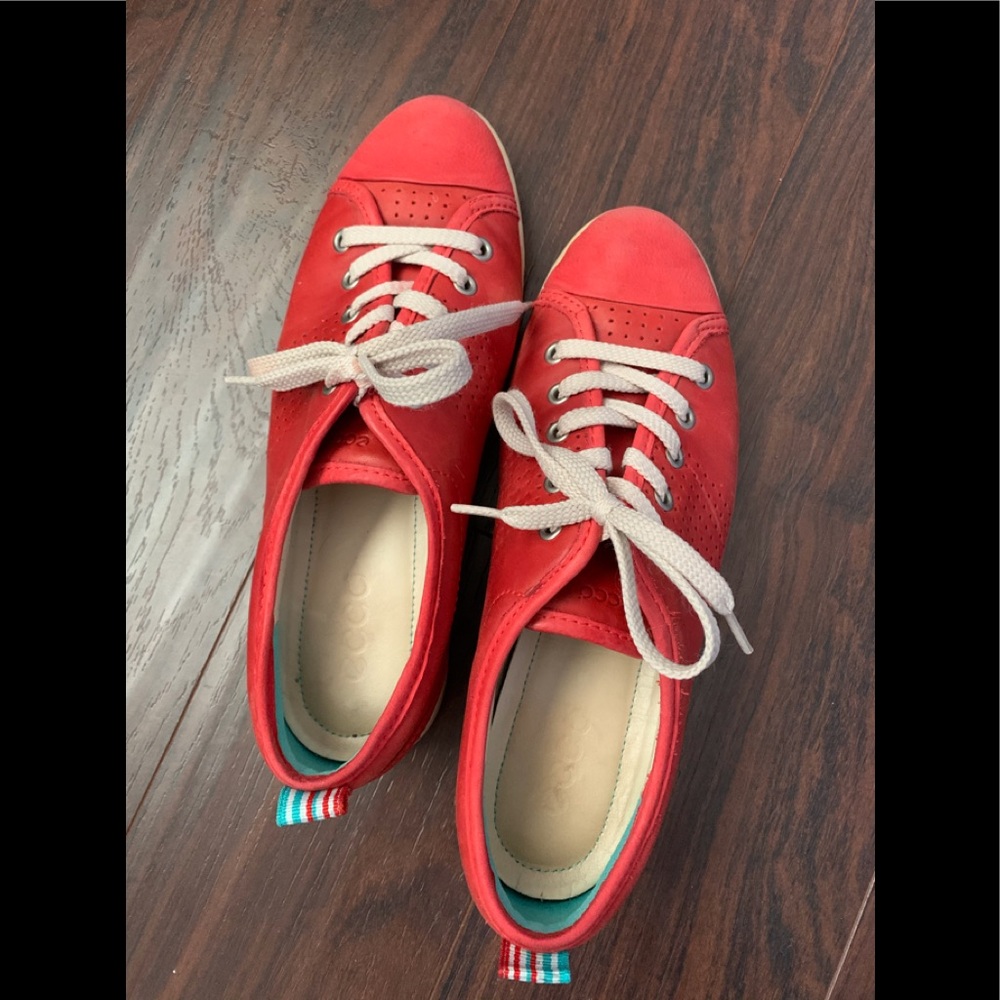 Ecco Red Leather Sneakers/Tennis Shoes